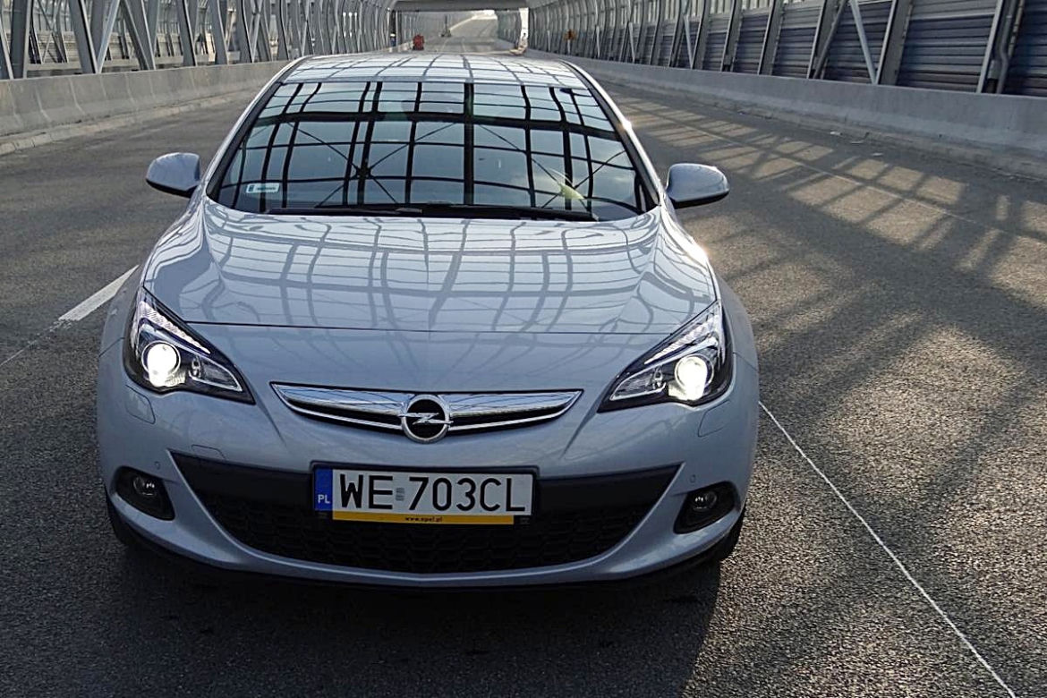 Opel Astra GTC