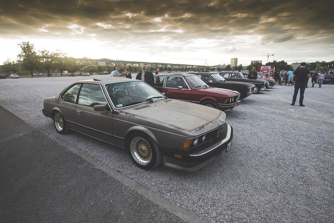 Spotkanie Youngtimer Warsaw pod PGE Narodowym