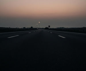 Piesza na ekspresówce S17. Jej tłumaczenie wprawia w osłupienie?