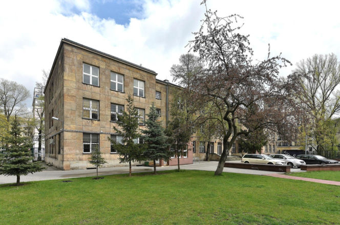 5. XXVII LO im. Tadeusza Czackiego w Warszawie