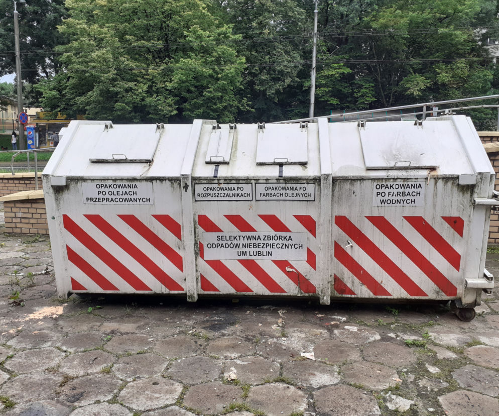 Co zrobić ze zużytymi bateriami, żarówkami i lekami? To odpady niebezpieczne