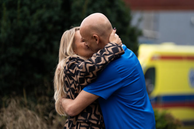 Na dobre i na złe odc. 986. Agata Woźnicka (Emilia Komarnicka), Rafał Konica (Robert Koszucki)