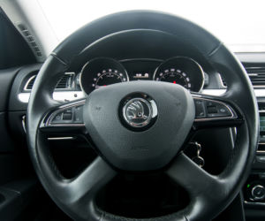 Skoda Superb Combi 2.0 TDI - wnętrze druga generacja