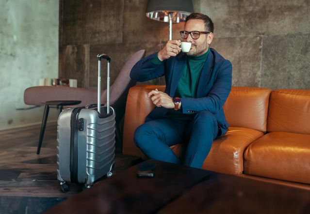 Podróże w stylu Prestige – komfort zaczyna się na lotnisku