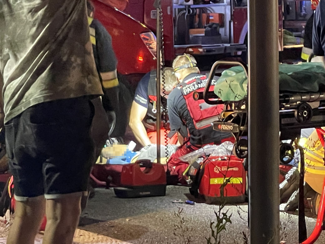 BMW zmasakrowane przez ciężarówkę. Poważny wypadek przy trasie S8