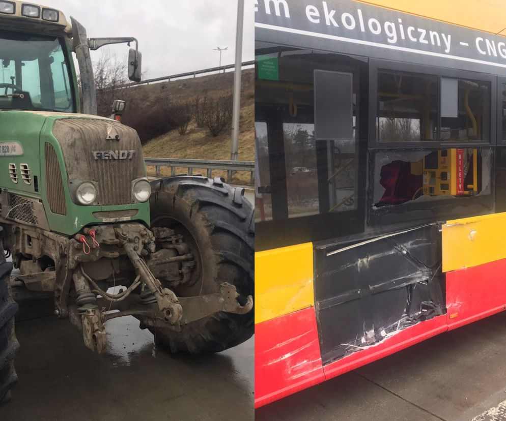  Tego jeszcze nie było! Traktor wjechał w autobus w centrum miasta!