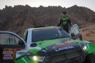 Półmetek rajdu Dakar. Popisowy Eryk Goczał