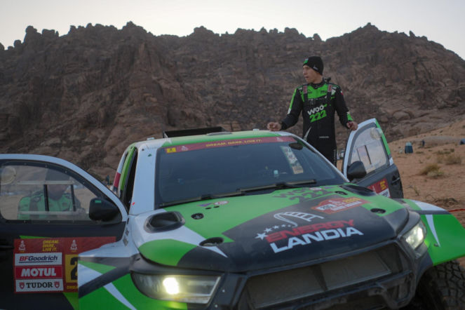 Półmetek rajdu Dakar. Popisowy Eryk Goczał