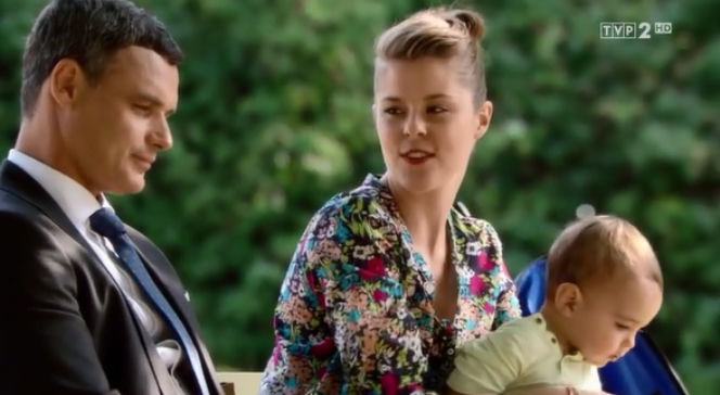 O mnie się nie martw 3 sezon odcinek 6. Łukasz (Jan Wieczorkowski), Dorota (Angelika Kurowska)