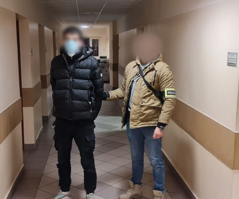 Chciał wyłudzić 25 tysięcy złotych „na policjanta'! Złapali go na gorącym uczynku