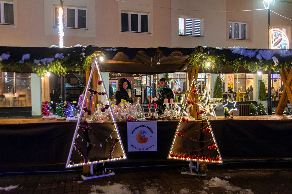 Śląski Jarmark Bożonarodzeniowy: magiczna Wisła przyciągnęła tłumy