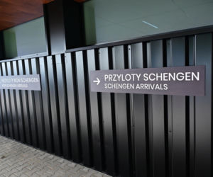 Nowa tymczasowa hala przylotów na lotnisku w Goleniowie