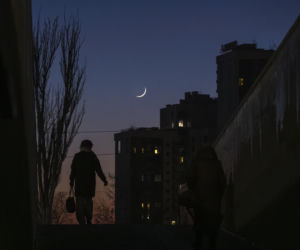 Kijów bez prądu i ogrzewania po rosyjskich atakach. Z miasta wyjechało już 600 tysięcy osób