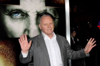 88-letni gwiazdor kina wkracza na rynek muzyczny. Filmowy Hannibal Lecter wydaje debiutancki album