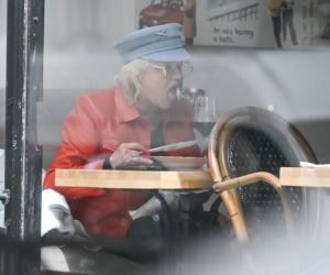 Katarzyna Figura przytula Maćka Musiałowskiego