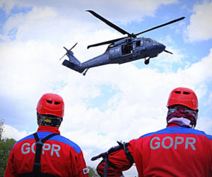 Lublin: Policyjny helikopter krążył nad miastem. Poważne działania policyjnych komandosów 