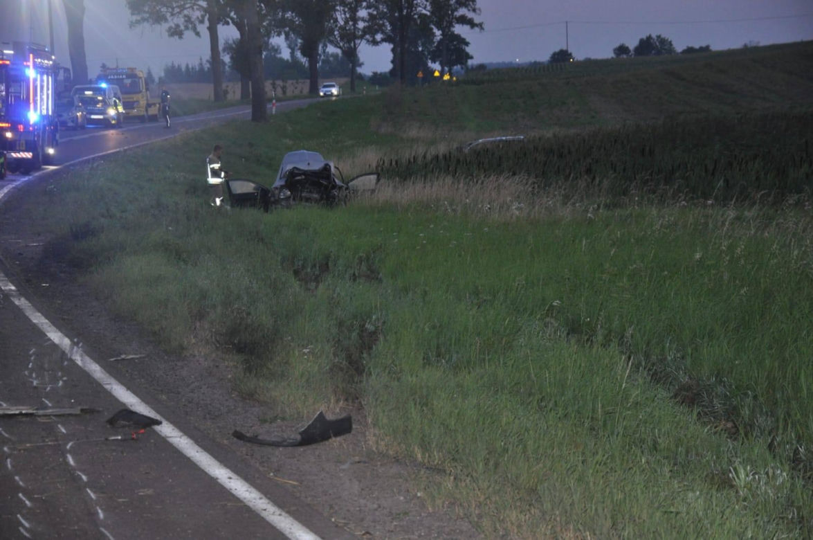 Tragiczny wypadek w Wozławkach. Zginął strażak z synkiem