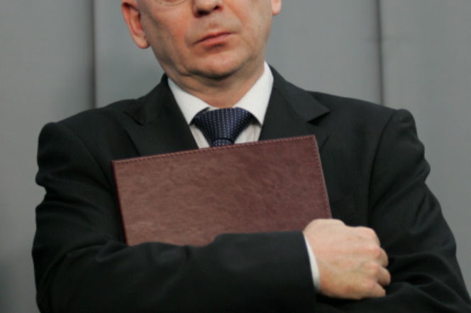 ODPUŚCILI ZBRODNIARZOM, SKAZALI KAMIŃSKIEGO