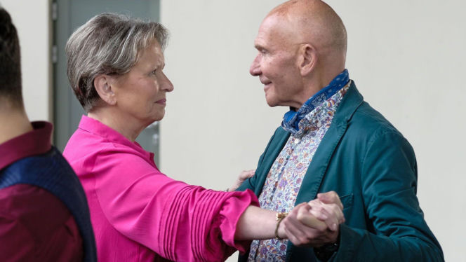 Barwy szczęścia odc. 3290. Tolek Koszyk (Marek Siudym), Basia (Sławomira Łozińska)