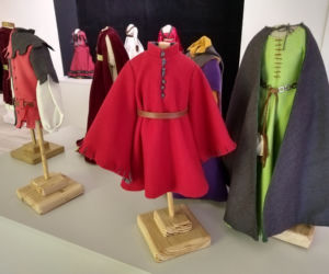 Muzeum w Kielcach opowie o historii mody w miniaturze