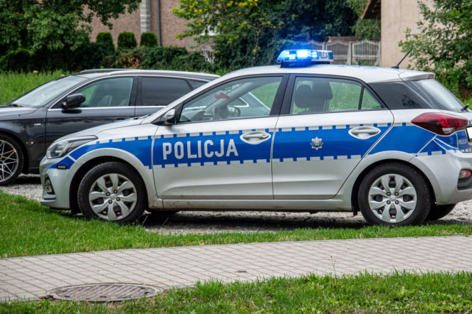 Nastolatek zapowiedział atak w szkole. Groził śmiercią koleżankom