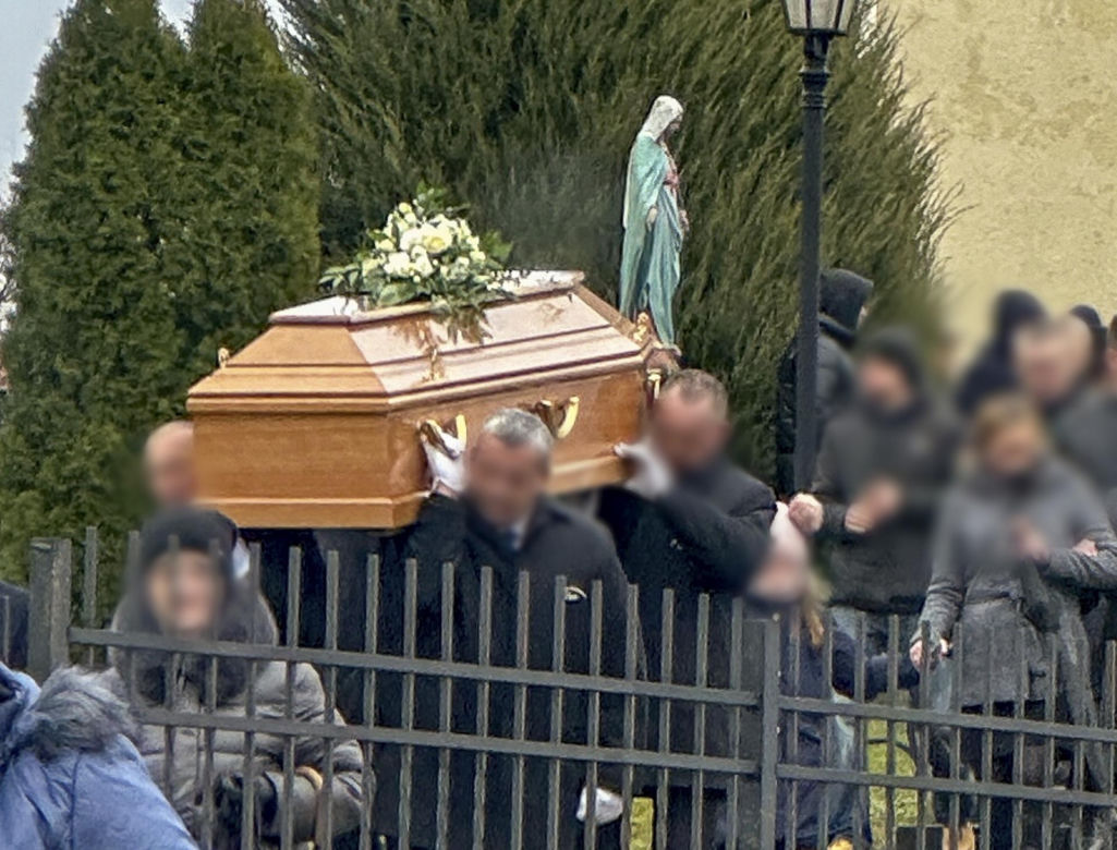 Tajemnicza śmierć kierowcy czarnego BMW. Arek wracał z pracy i zginął