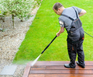 Budowa tarasu drewnianego