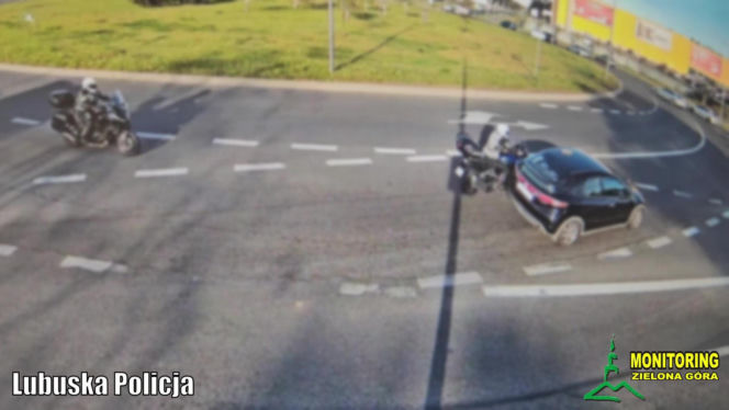 Zderzenie samochodu i motocykla