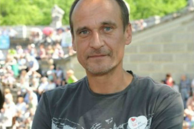 Paweł Kukiz bez kontraktu muzycznego