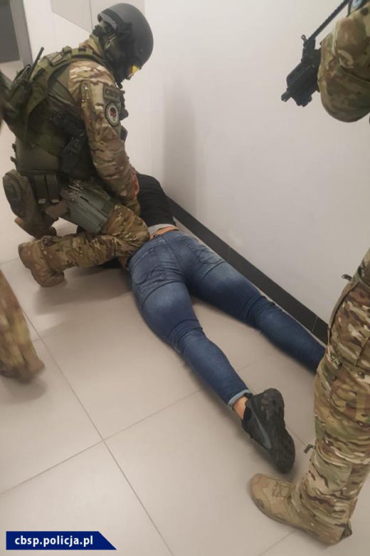 Znany wrocławski gangster zatrzymany! Grupa „Lelka" mogła „wyprać" ponad 37 mln zł