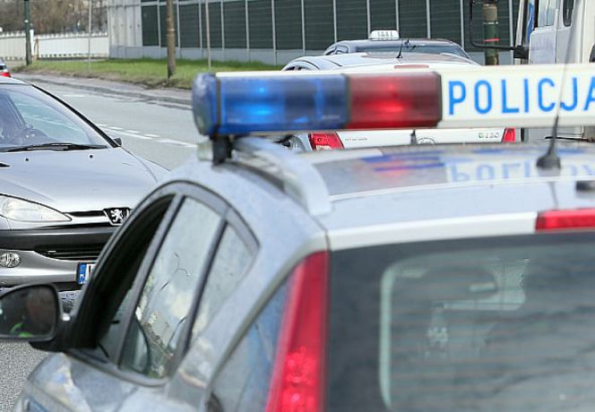 Policja policjant wóz policyjny