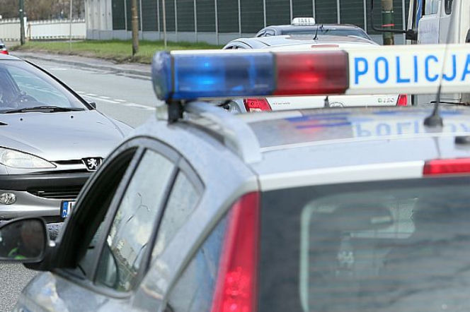 Policja policjant wóz policyjny