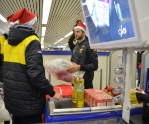 Siatkarscy mistrzowie świata ruszyli na niecodzienne zakupy! Zobacz CO WRZUCILI do koszyka 