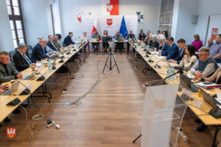 Ponad 2 mln zł na komunikację i kolejne setki tysięcy na drogi