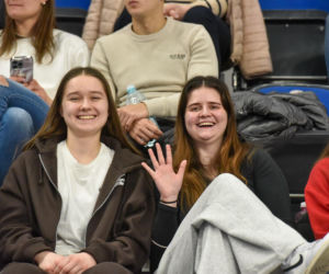 Halowe mistrzostwa Polski w Kujawsko-Pomorskiej Arenie Toruń. Zdjęcia kibiców i zawodników