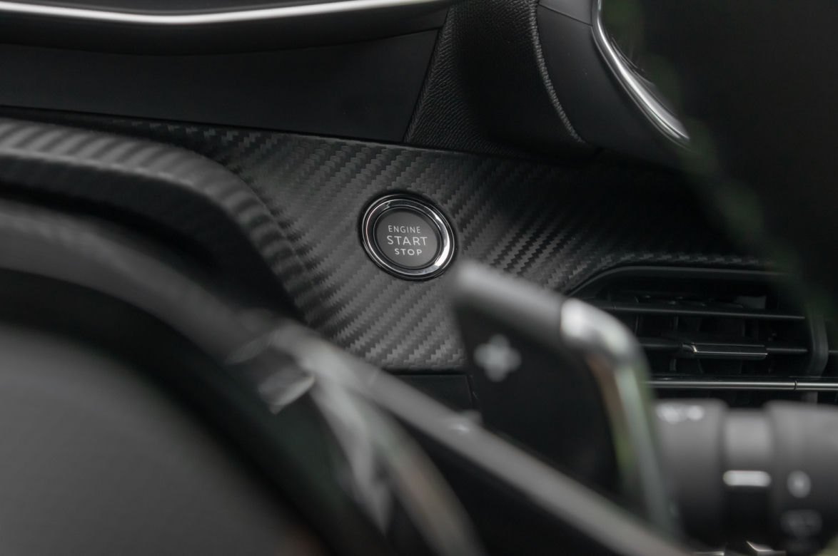 Peugeot 208 GT Line PureTech 130 S&S EAT8