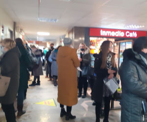 Lubelski szpital szczepi bez zasad sanitarnych