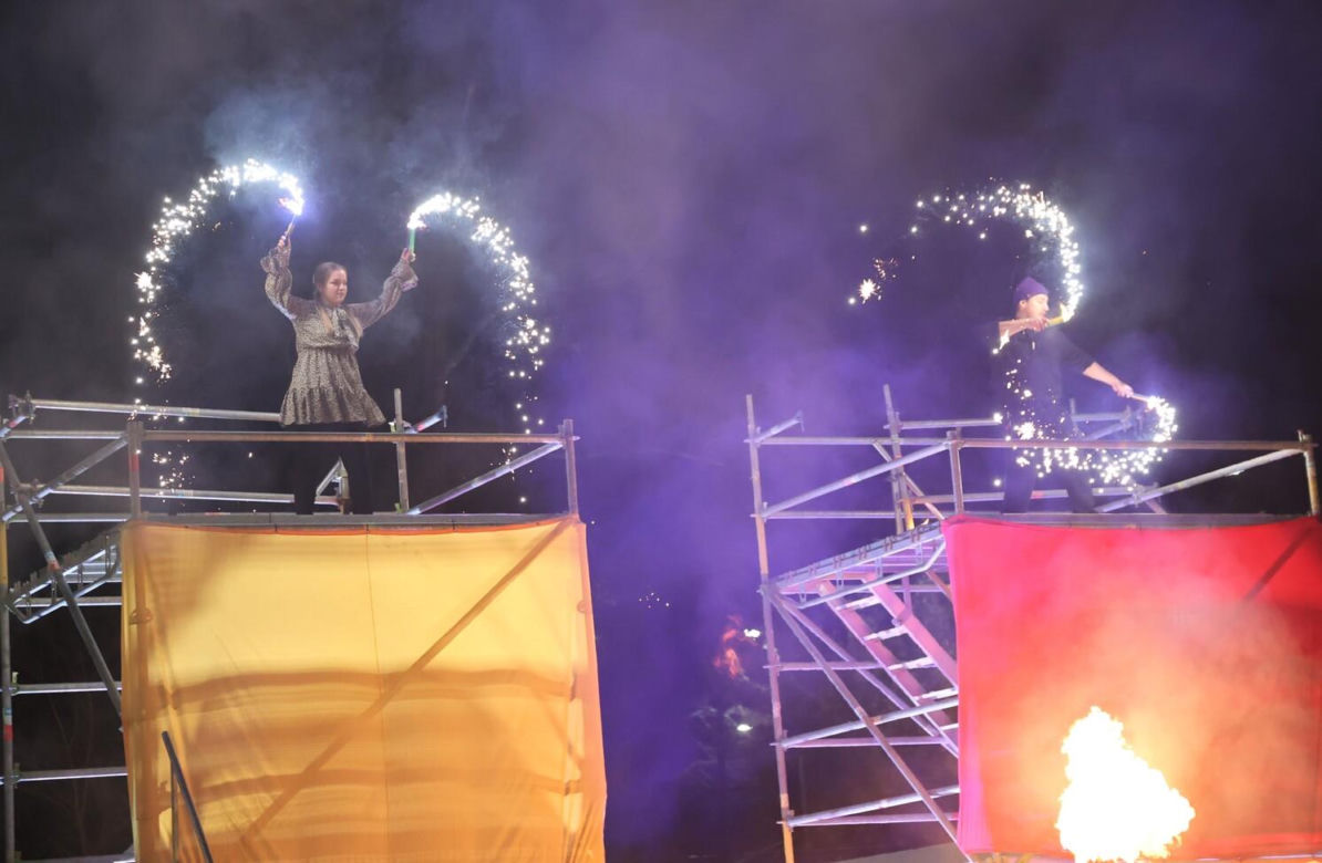 Fire show na pl. Teatralnym przy CSK w Lublinie. Było gorąco! 