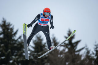 Konkurs duetów w Lahti: Polscy skoczkowie powalczą o podium, ale czy Tomasiak i Stoch zaskoczą?