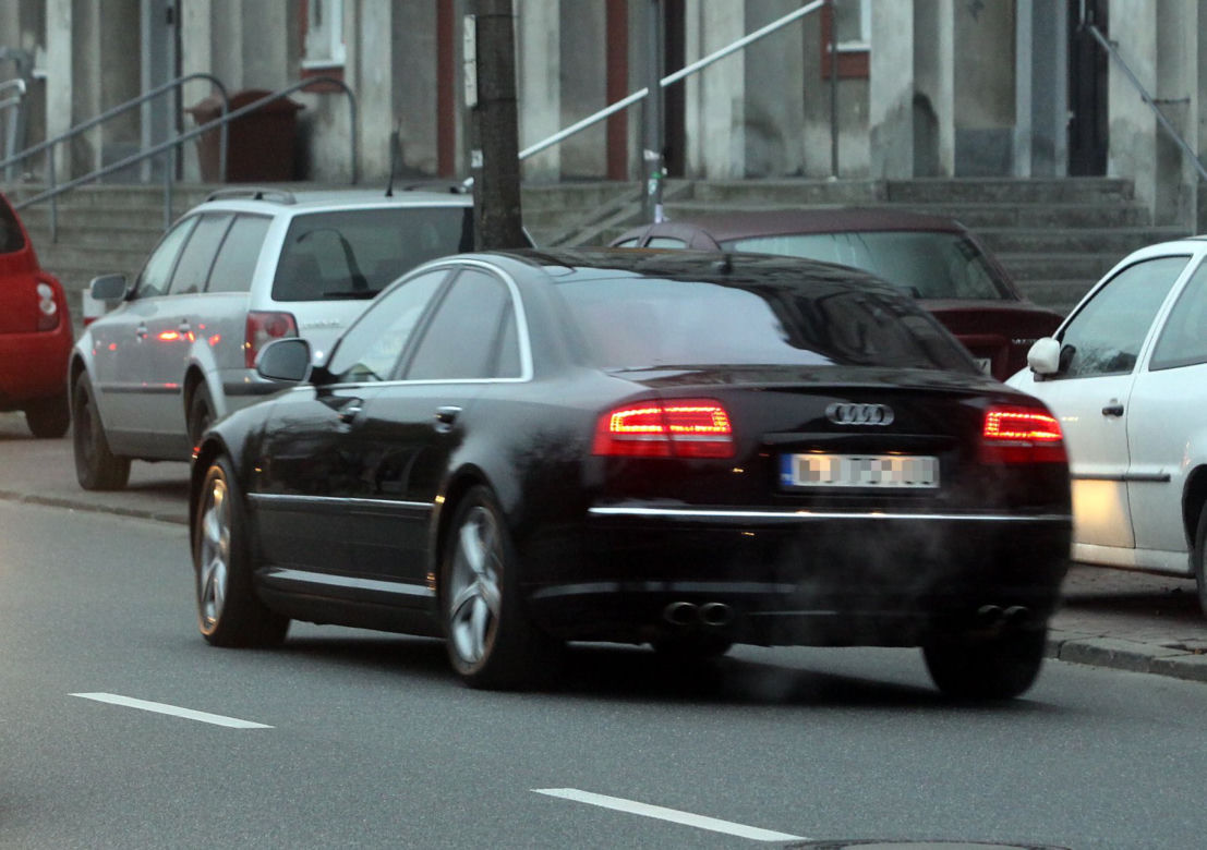 Szef policji nadinsp. Marek Działoszyński jeździ Audi S8