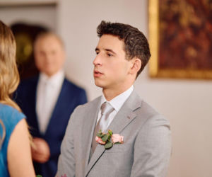 Na Wspólnej, odcinek 4174: Prowokacja Kaliny w dniu ślubu kończy się dramatycznym upadkiem ze schodów - ZDJĘCIA