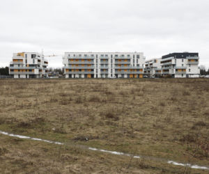 Warszawa, format: Deweloper postawił domy na Mleczarskiej. Cofnięto mu pozwolenie na budowę