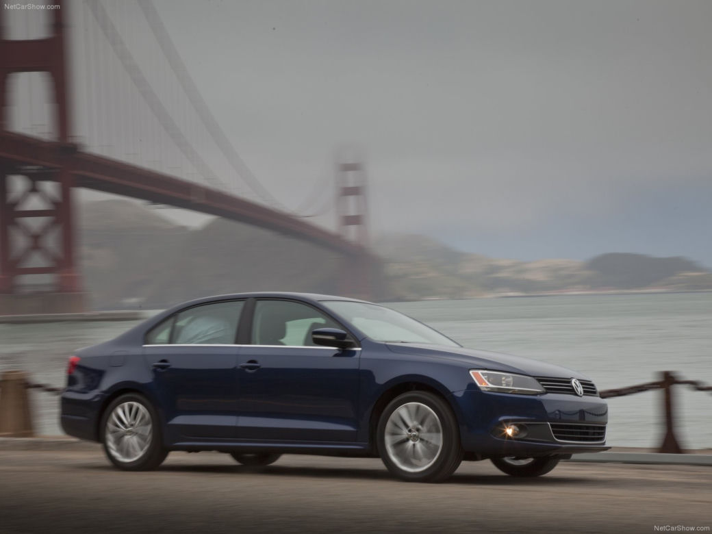 Volkswagen Jetta Trendline sedan, model 2011