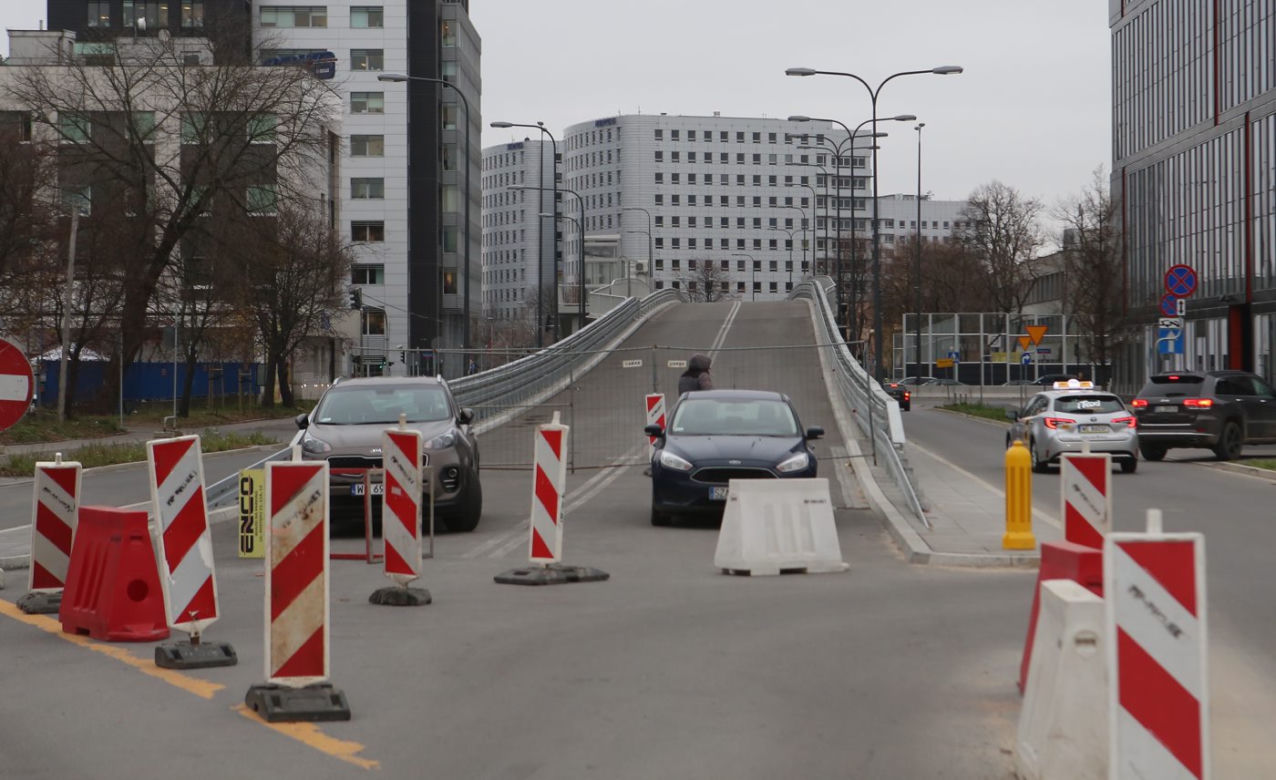 Otwierają wiadukt w ciągu Postępu nad Marynarską 