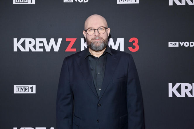 Od amanta z „Magdy M.” do twardziela z brodą. Tak przez lata zmieniał się Szymon Bobrowski