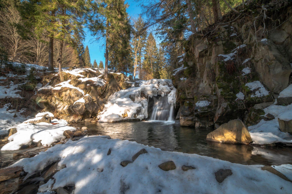 Szczawnica. Uzdrowisko zimą 