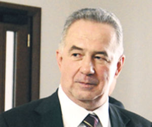 W Smoleńsku  ruszały się trzy ciała