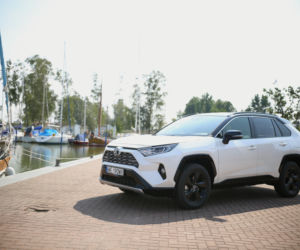 Toyota RAV4 2.5 Hybrid Dynamic Force 222 KM AWD-i e-CVT