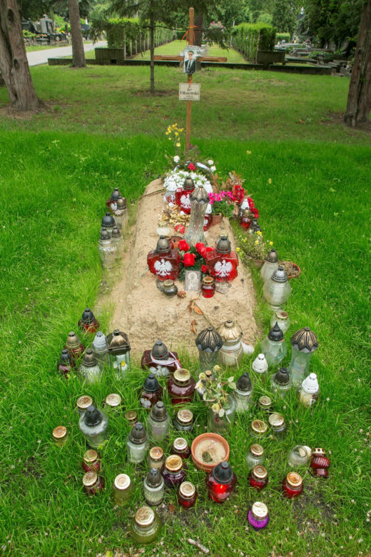 Macierewicz postawi pomnik Olszewskiemu