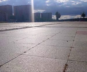 Plac przed Netto Areną przed zmianami